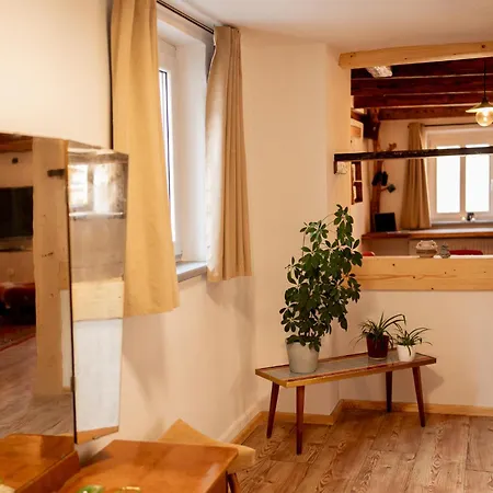 Appartement Landscapeapartment, 46qm Individual Mit Fernblick Ins Zittauer Gebirge, Ferienapartment Im Historischen Altstadtkern *