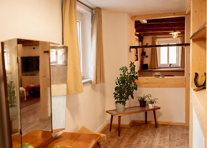 Apartment Landscapeapartment, 46qm Individual Mit Fernblick Ins Zittauer Gebirge, Ferienapartment Im Historischen Altstadtkern *